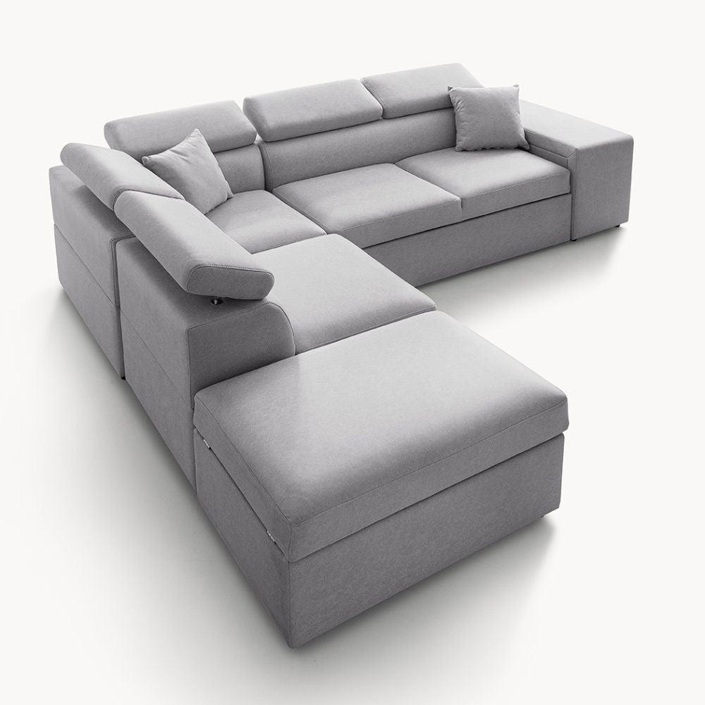 Divano letto angolare reversibile New Belen con contenitore e 2 pouff estraibili in tessuto Portland 90 grigio