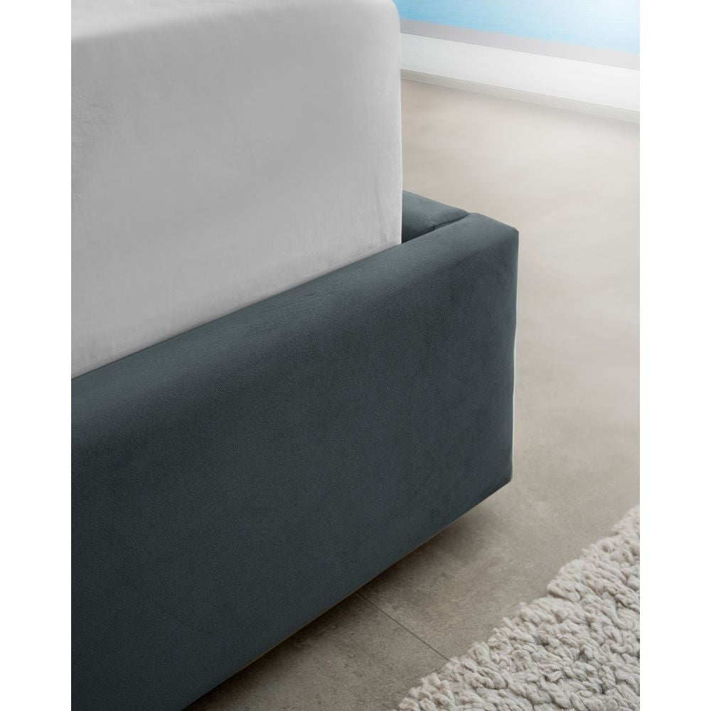 Letto matrimoniale Wilma imbottito con contenitore in tessuto Vogue 12 blu pacific